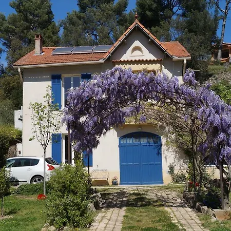 En Provence Apartment